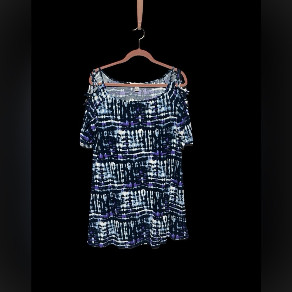 EYE CANDY 2X TIE-DYED DRESS WITH 3/4 SLEEVE CRISS CROSS OPEN PATTERN TO SLEEVE